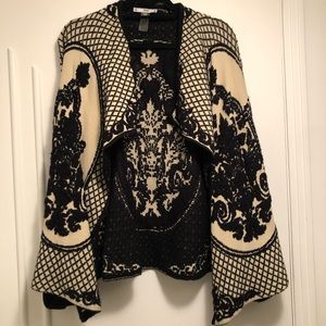 Women’s draped sweater